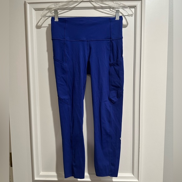 Lululemon Fast and Free HR Crop 23” size 6 - Picture 4 of 6